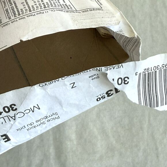 McCalls 3019 Sewing Pattern Unisex Xmas Pajamas Robe Sleepwear Sz XL-XXL B42-48 - Picture 4 of 5